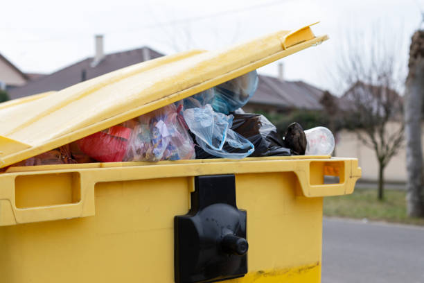 Best Garage Cleanout  in Bondurant, IA